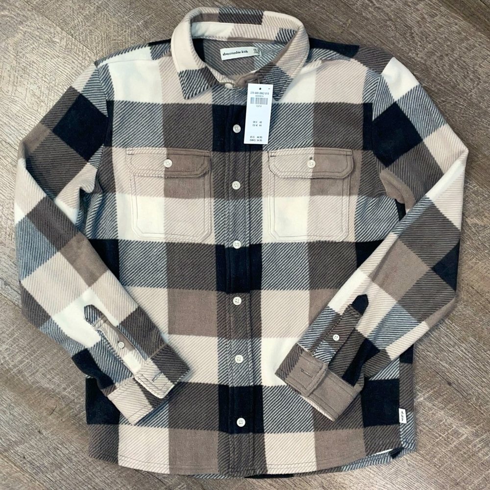 Abercrombie & Fitch kids button up. NWT!